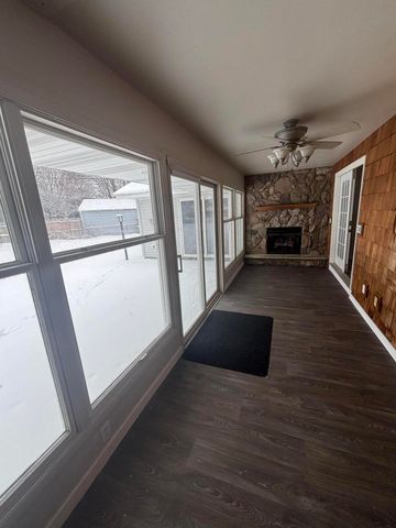 121-123 Parkview Avenue, La Porte, IN 46350