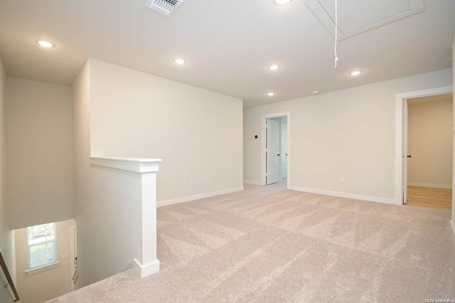 5935 W Hausman Rd Unit 26, San Antonio, TX 78249