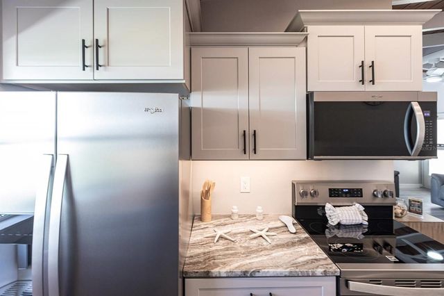 6006 MIDNIGHT PASS ROAD 65, Sarasota, FL 34242