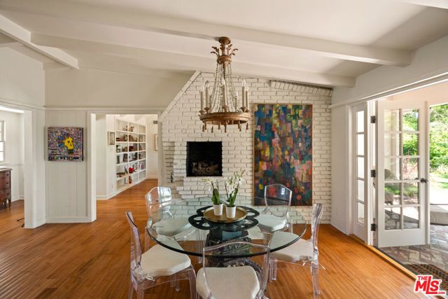 2224 Linda Flora Drive, Los Angeles, CA 90077
