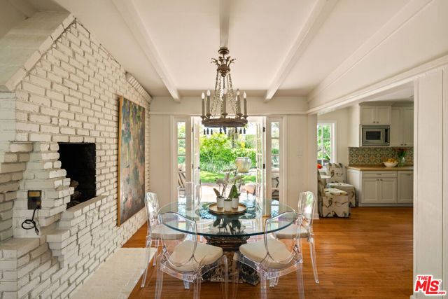 2224 Linda Flora Drive, Los Angeles, CA 90077