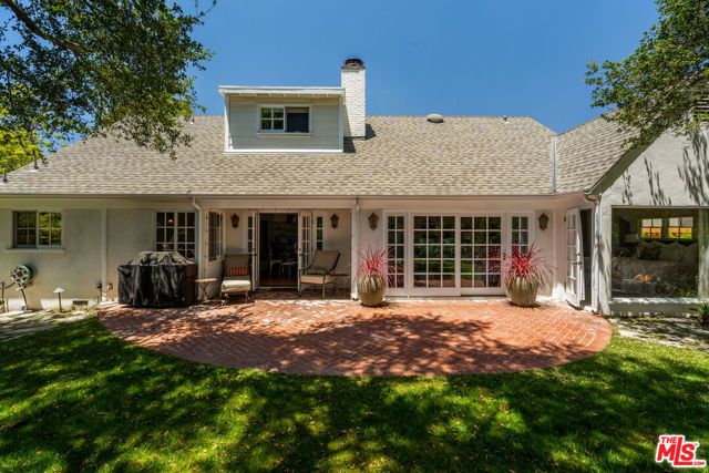 2224 Linda Flora Drive, Los Angeles, CA 90077