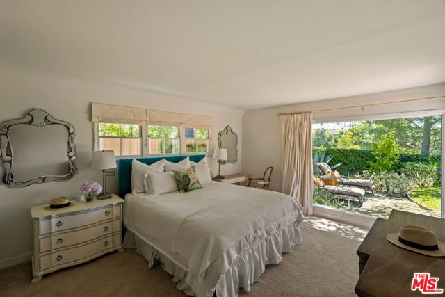 2224 Linda Flora Drive, Los Angeles, CA 90077