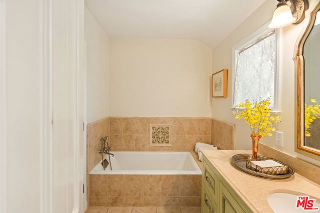 2224 Linda Flora Drive, Los Angeles, CA 90077