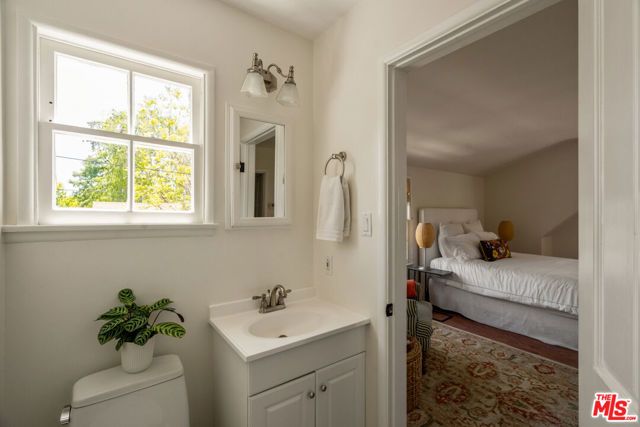 2224 Linda Flora Drive, Los Angeles, CA 90077