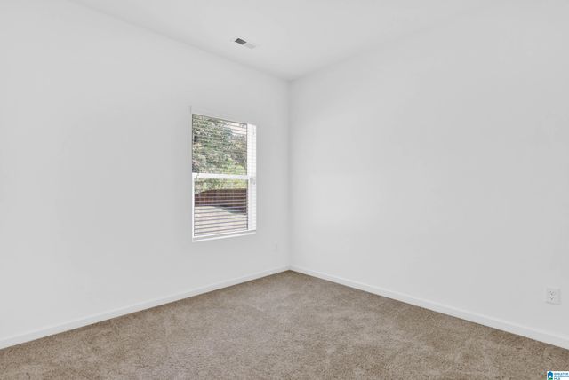 824 VALLEY CIRCLE, Leeds, AL 35094