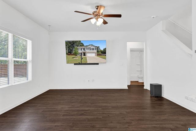 824 VALLEY CIRCLE, Leeds, AL 35094