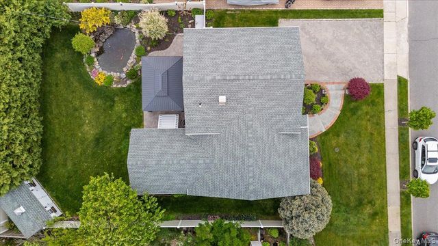 10 Peter Road, Hicksville, NY 11801