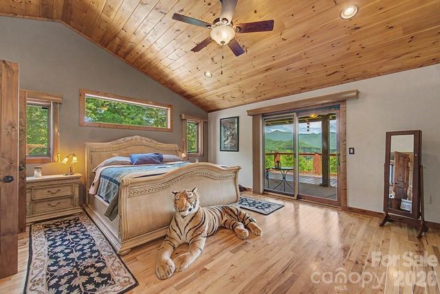346 Torwood Lane, Whittier, NC 28789