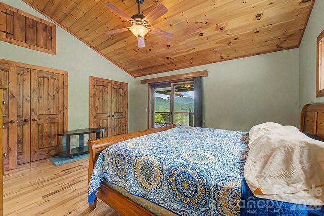 346 Torwood Lane, Whittier, NC 28789