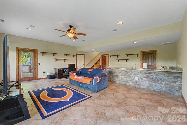346 Torwood Lane, Whittier, NC 28789
