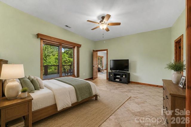 346 Torwood Lane, Whittier, NC 28789