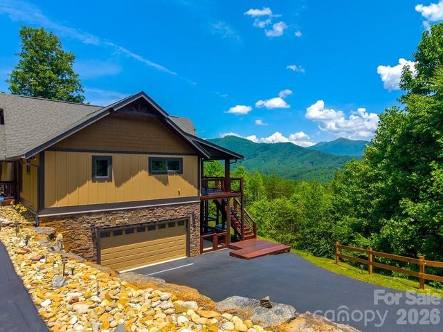 346 Torwood Lane, Whittier, NC 28789