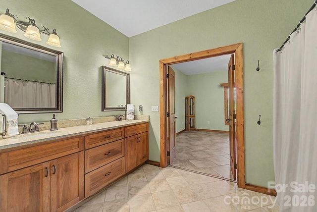 346 Torwood Lane, Whittier, NC 28789