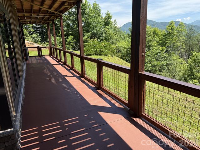 346 Torwood Lane, Whittier, NC 28789