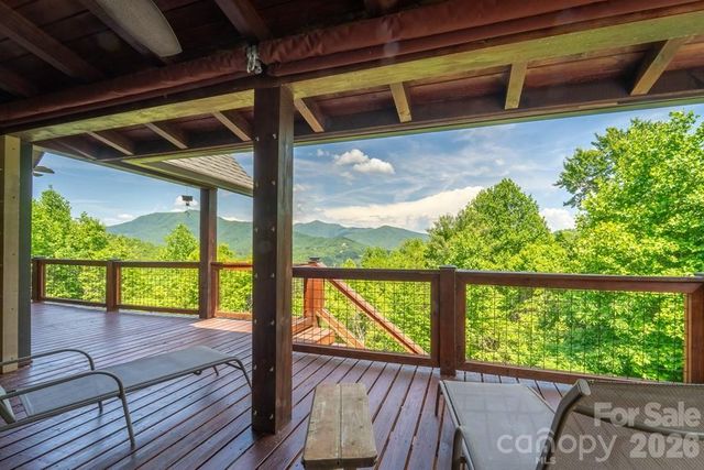 346 Torwood Lane, Whittier, NC 28789
