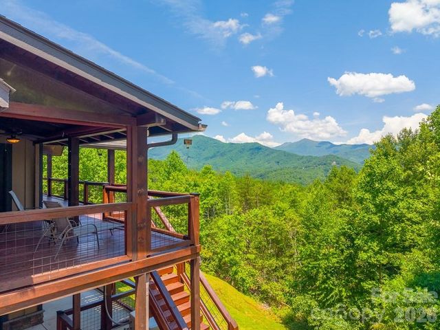346 Torwood Lane, Whittier, NC 28789