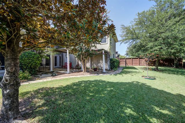 101 Boisenberry Drive, Garland, TX 75044