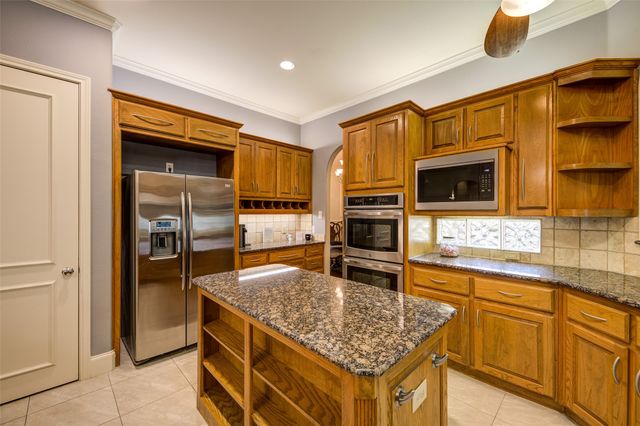 101 Boisenberry Drive, Garland, TX 75044