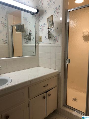 815 S MONTEZ DRIVE, Bessemer, AL 35022