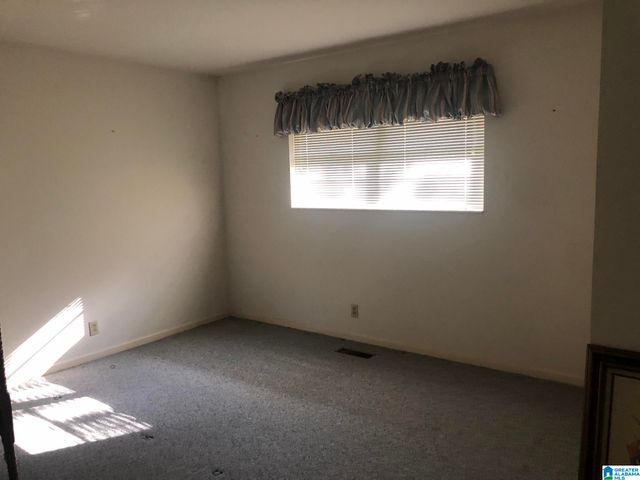 815 S MONTEZ DRIVE, Bessemer, AL 35022