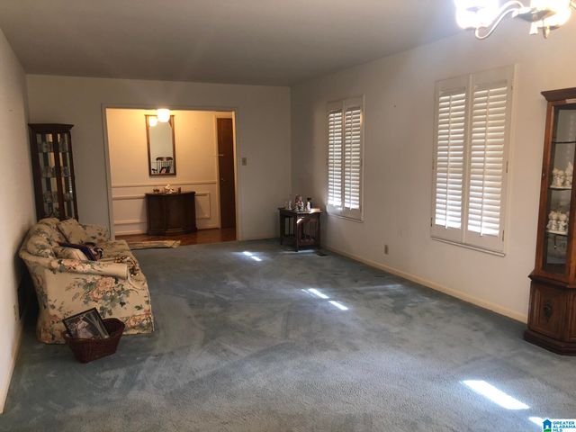 815 S MONTEZ DRIVE, Bessemer, AL 35022