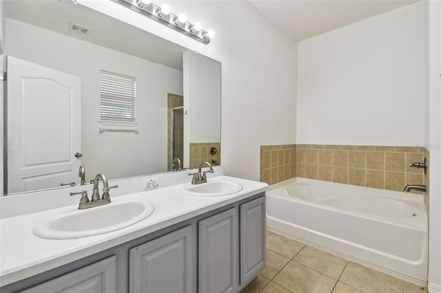 3015 AZALEA BLOSSOM DRIVE, Plant City, FL 33567