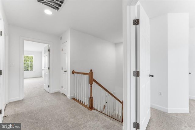 25263 BEACH PL, Chantilly, VA 20152
