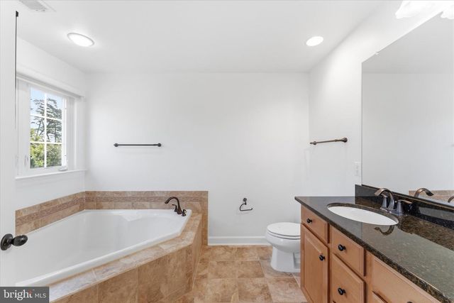 25263 BEACH PL, Chantilly, VA 20152
