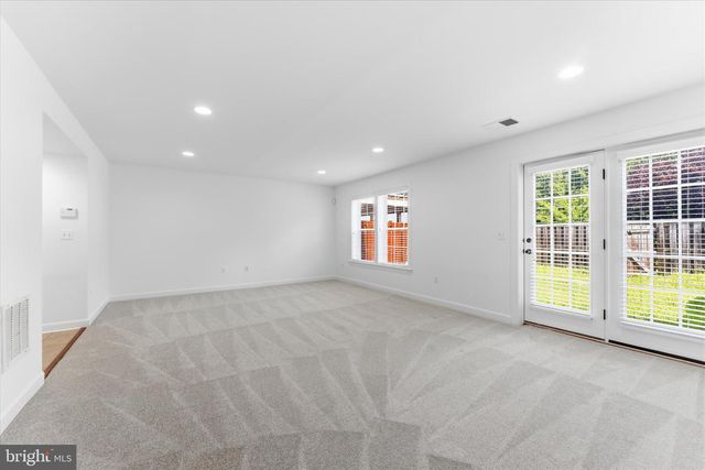 25263 BEACH PL, Chantilly, VA 20152
