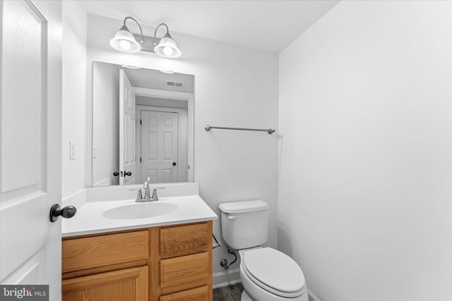 25263 BEACH PL, Chantilly, VA 20152