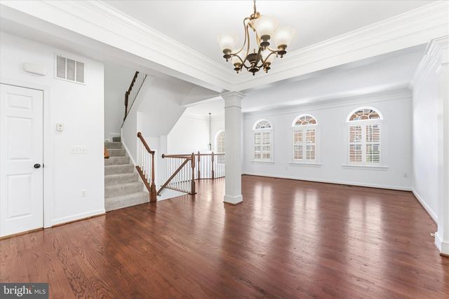 25263 BEACH PL, Chantilly, VA 20152