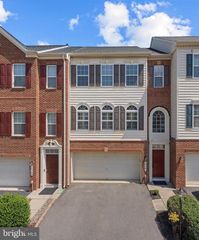 25263 BEACH PL, Chantilly, VA 20152