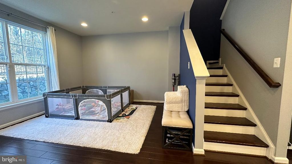 12817 RUSTIC ROCK LN, Beltsville, MD 20705