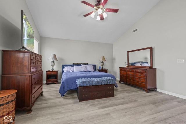 314 Fairfax Lane, Greenwood, IN 46142