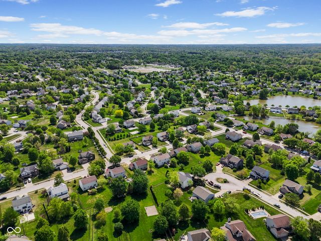314 Fairfax Lane, Greenwood, IN 46142