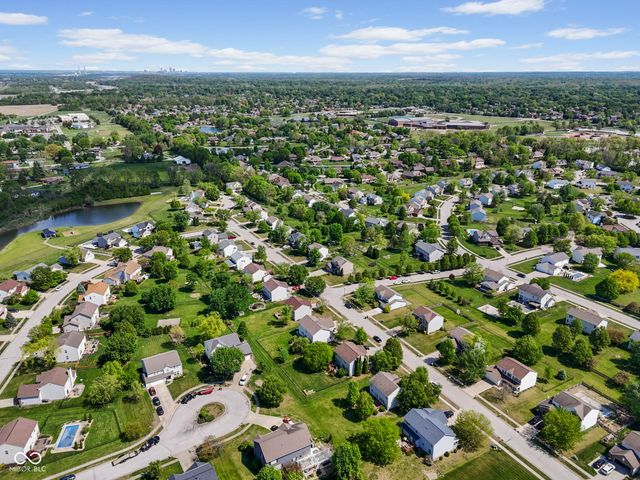 314 Fairfax Lane, Greenwood, IN 46142