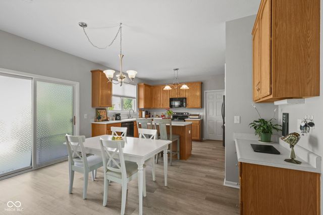 314 Fairfax Lane, Greenwood, IN 46142