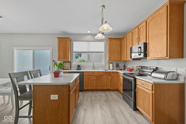 314 Fairfax Lane, Greenwood, IN 46142