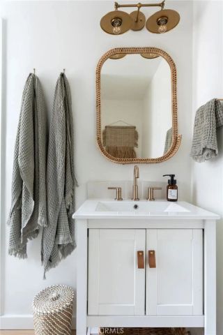 810 Sierra Vista, Twin Peaks, CA 92391