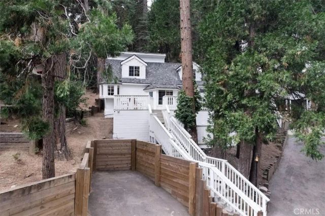 810 Sierra Vista, Twin Peaks, CA 92391