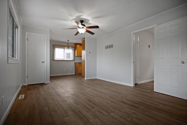 6114 245th AVENUE, Salem, WI 53168
