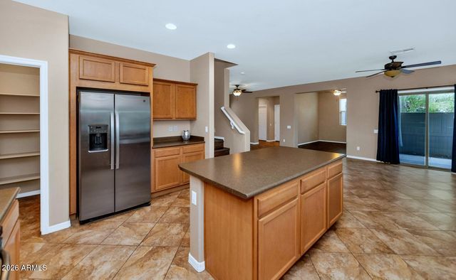 2157 W SCULLY Drive, Phoenix, AZ 85023