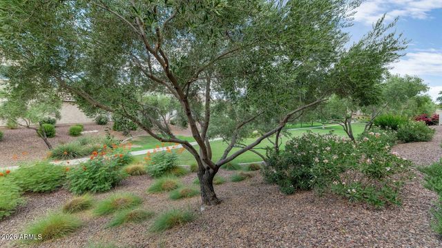 2157 W SCULLY Drive, Phoenix, AZ 85023