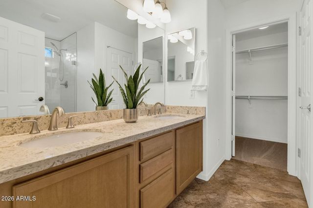 2157 W SCULLY Drive, Phoenix, AZ 85023