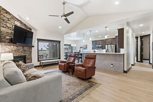 4211 S Custer St, Spokane, WA 99223