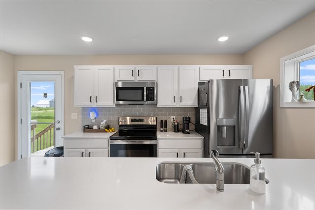 1813 NW 8th Street, Grimes, IA 50111