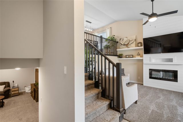 1813 NW 8th Street, Grimes, IA 50111
