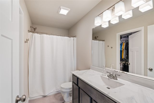 1813 NW 8th Street, Grimes, IA 50111