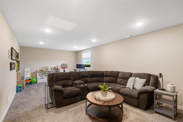 1813 NW 8th Street, Grimes, IA 50111